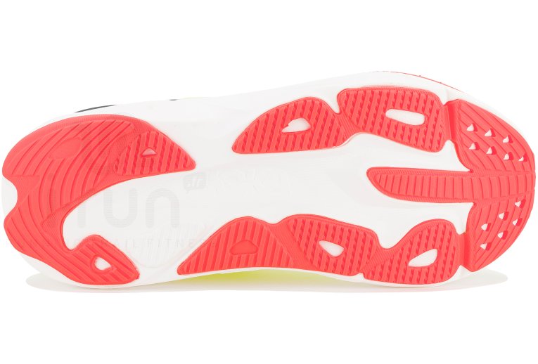 Hoka One One Skyflow 