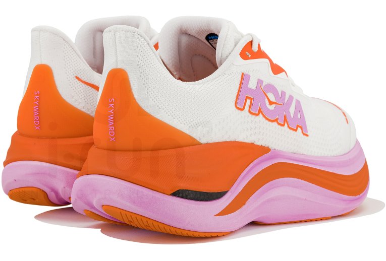 Hoka One One Skyward X
