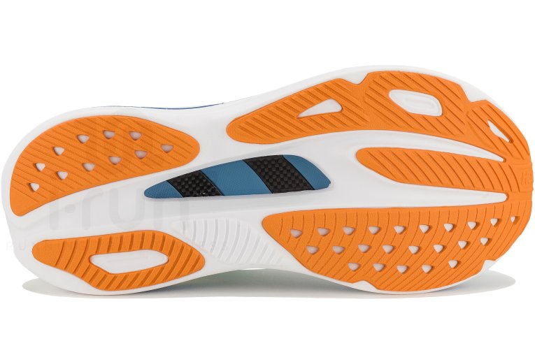 Hoka One One Skyward X M