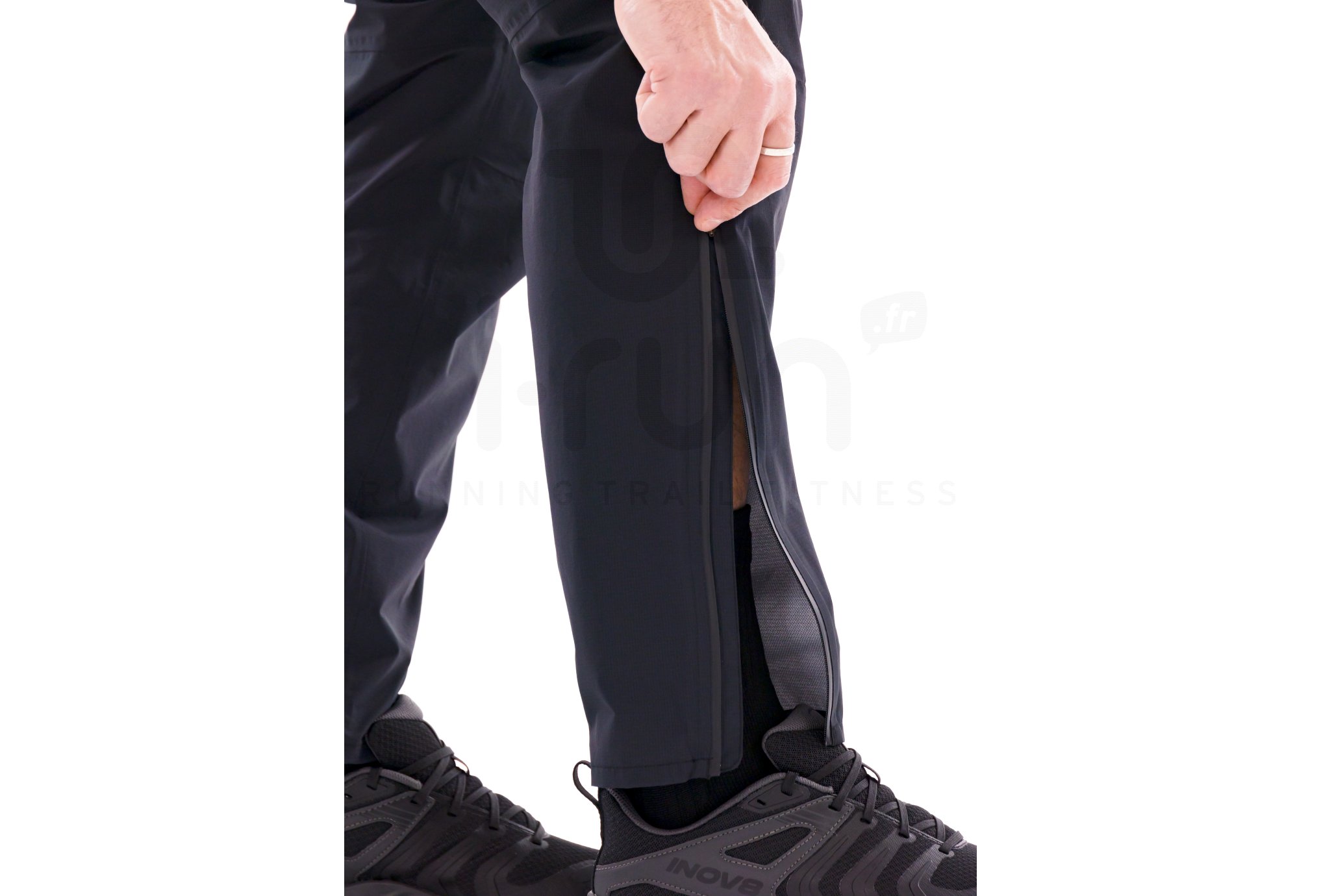 Inov-8 Stormshell V2