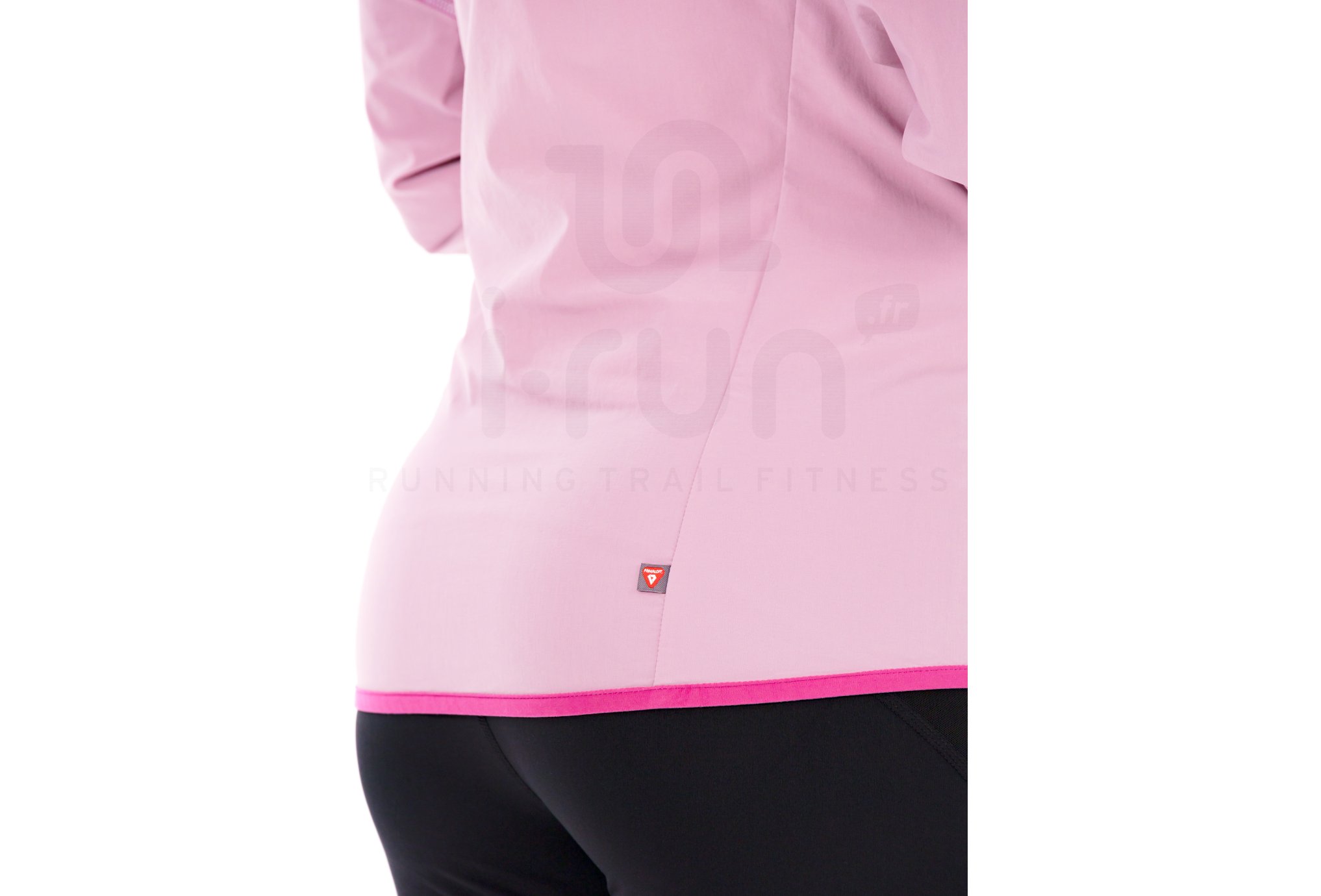 La Sportiva 1. T-shirt Frozenshield - T-shirt Frozenshield
2. Chaussures de course Speedcross - Sapatilhas de corrida Speedcross
3. Veste imperm�able Air Zoom - Casaco imperme�vel Air Zoom