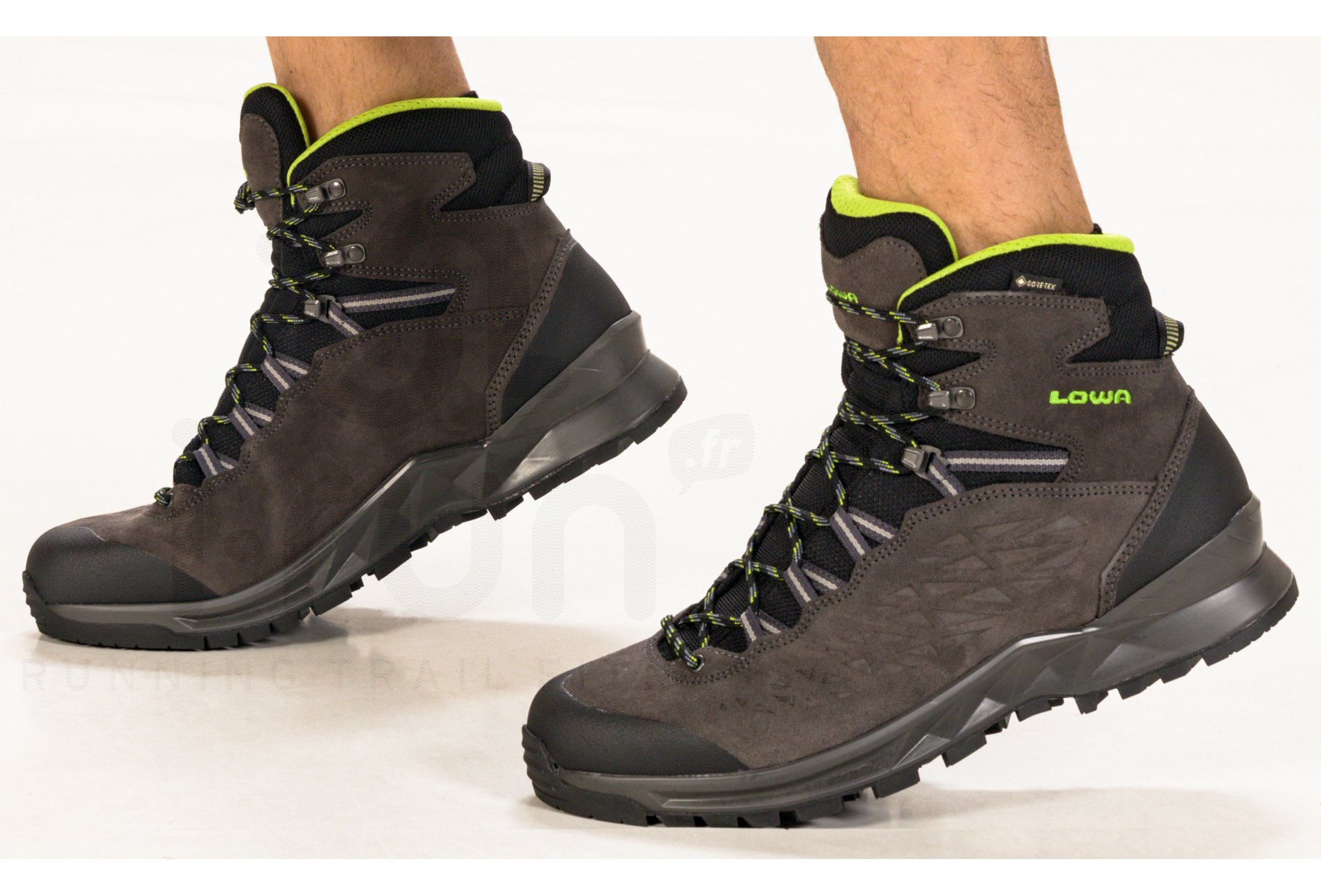 Lowa Explorer II Gore-Tex Mid