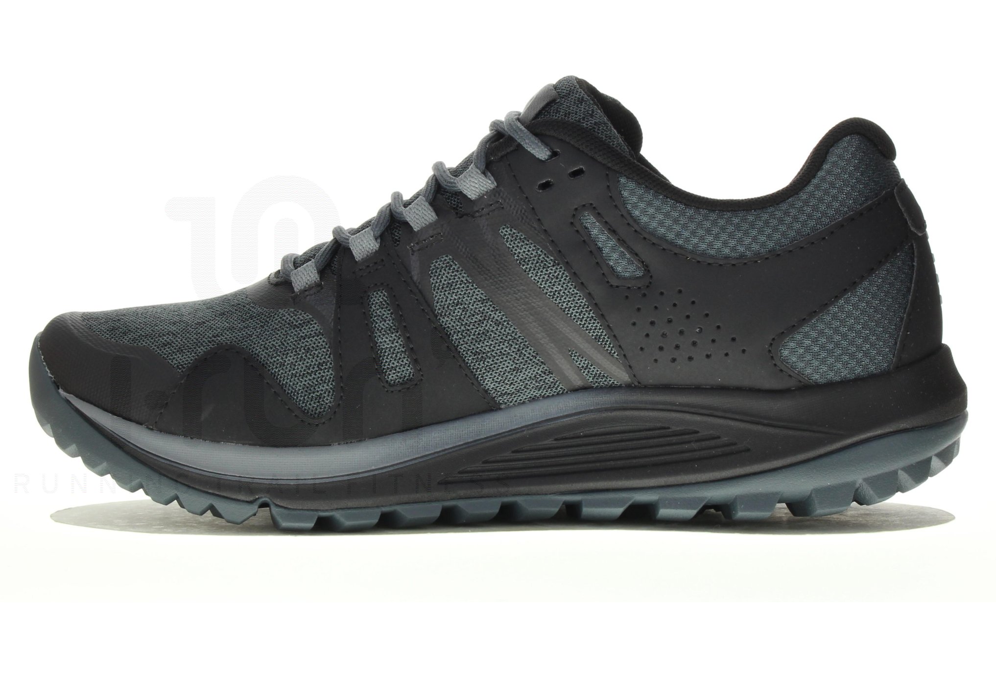 Merrell Nova