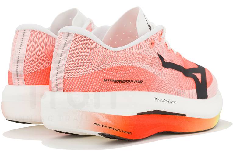 Mizuno Hyperwarp Pro