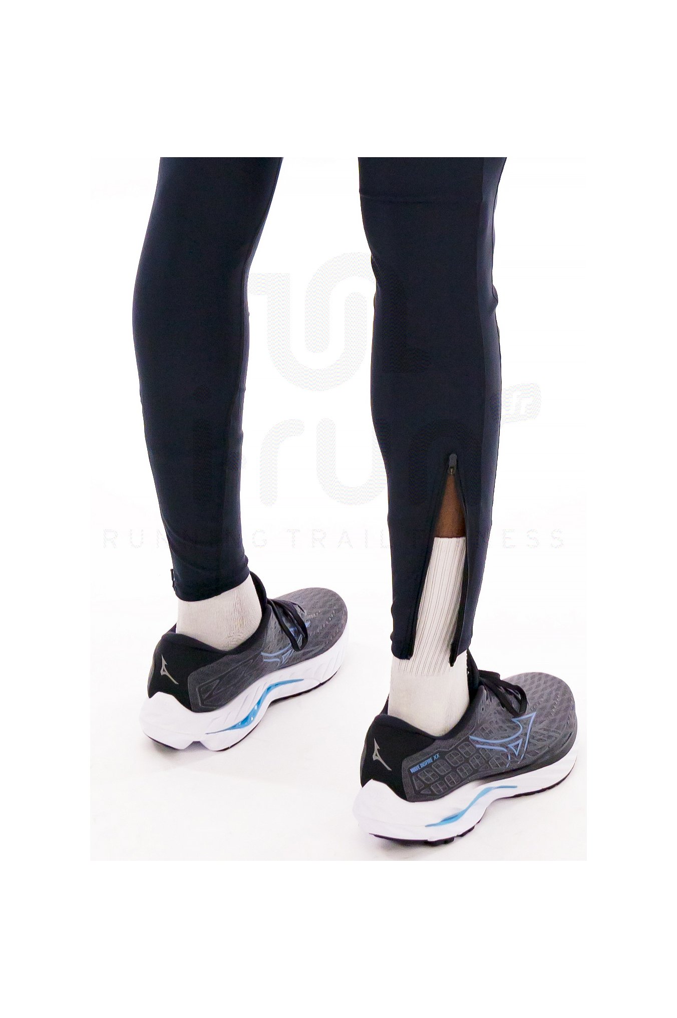 Mizuno Impulse Core 
