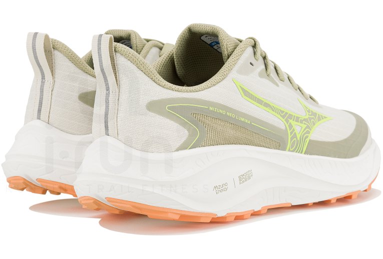 Mizuno Neo Lumina