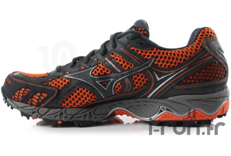 Mizuno Wave Ascend 6 