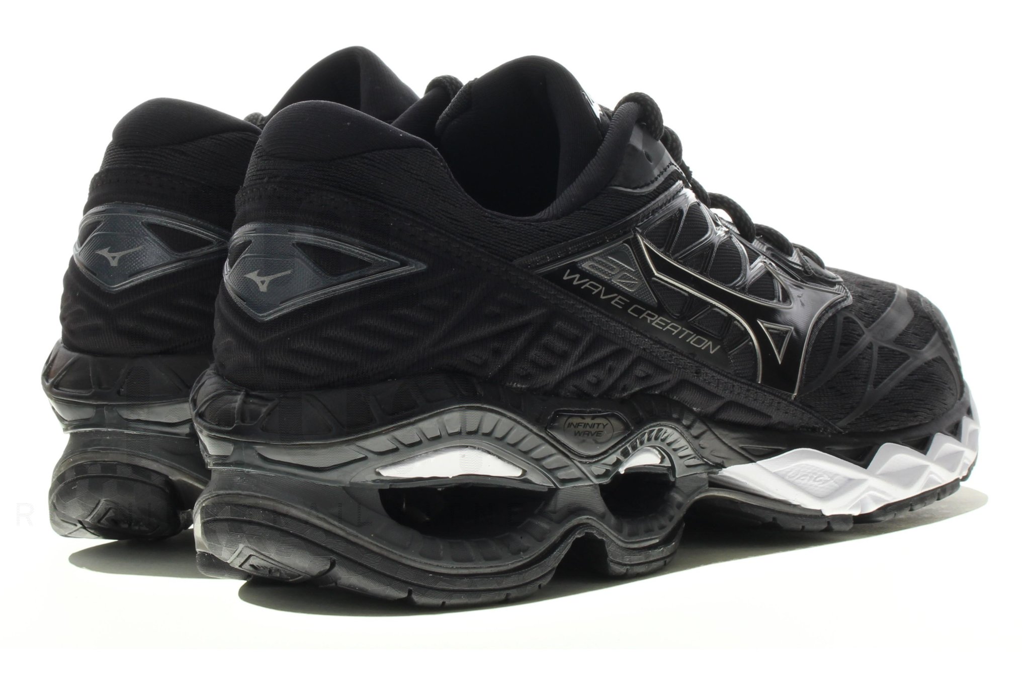 Mizuno Wave Creation 20