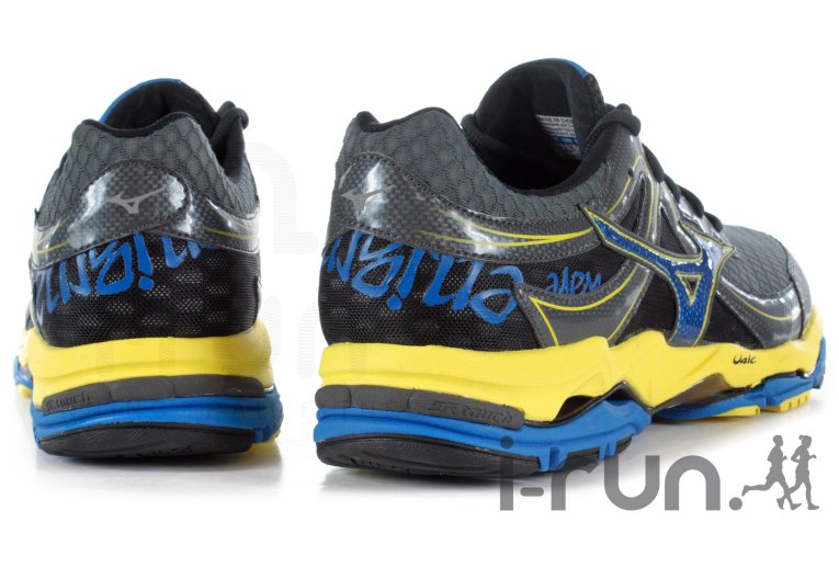 Mizuno Wave Enigma 3 M 