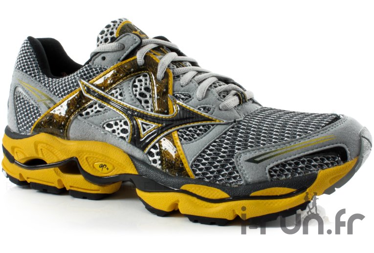 Mizuno Wave Enigma M 
