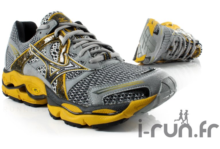 Mizuno Wave Enigma M 