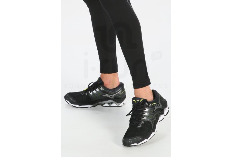 Mizuno Wave Horizon 3 M 