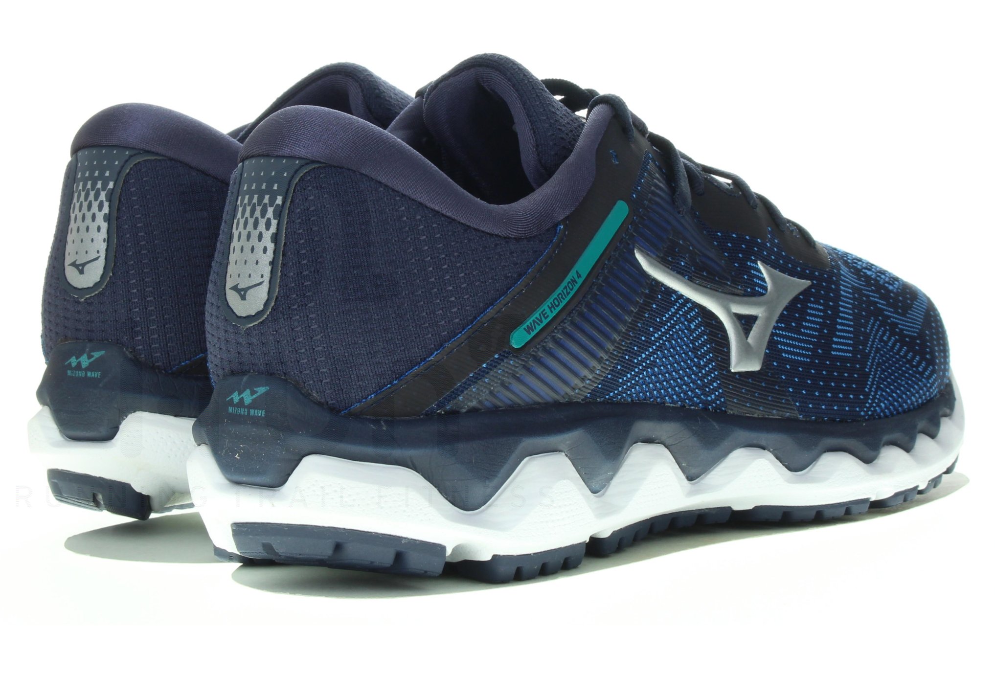 Mizuno Wave Horizon 4