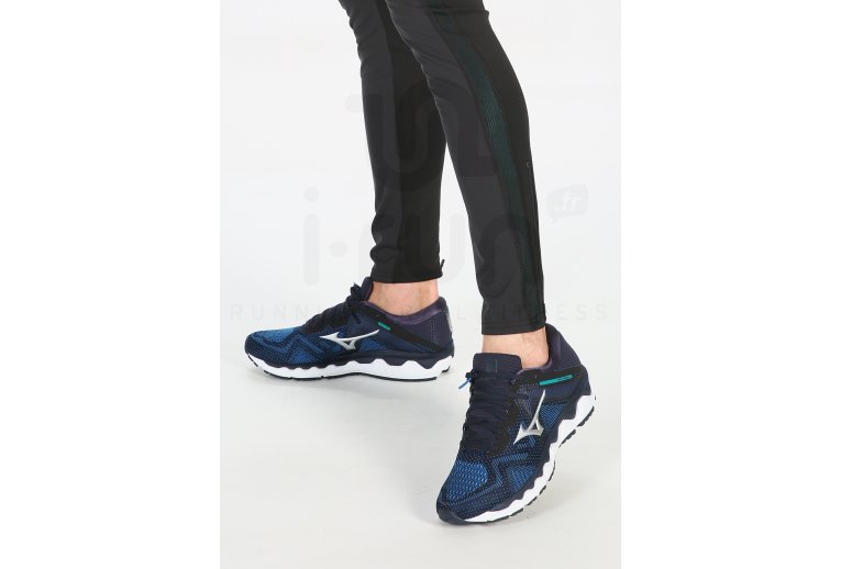 Mizuno Wave Horizon 4 M 