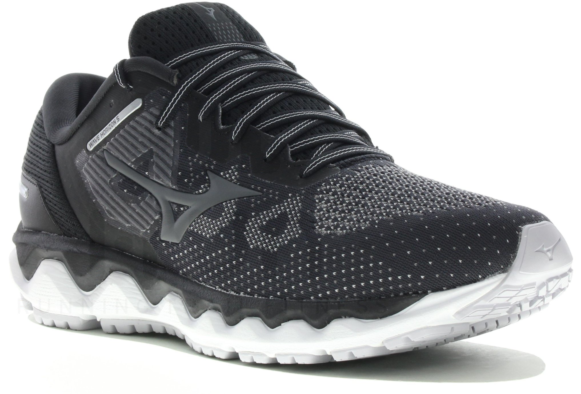 Mizuno Wave Horizon 5