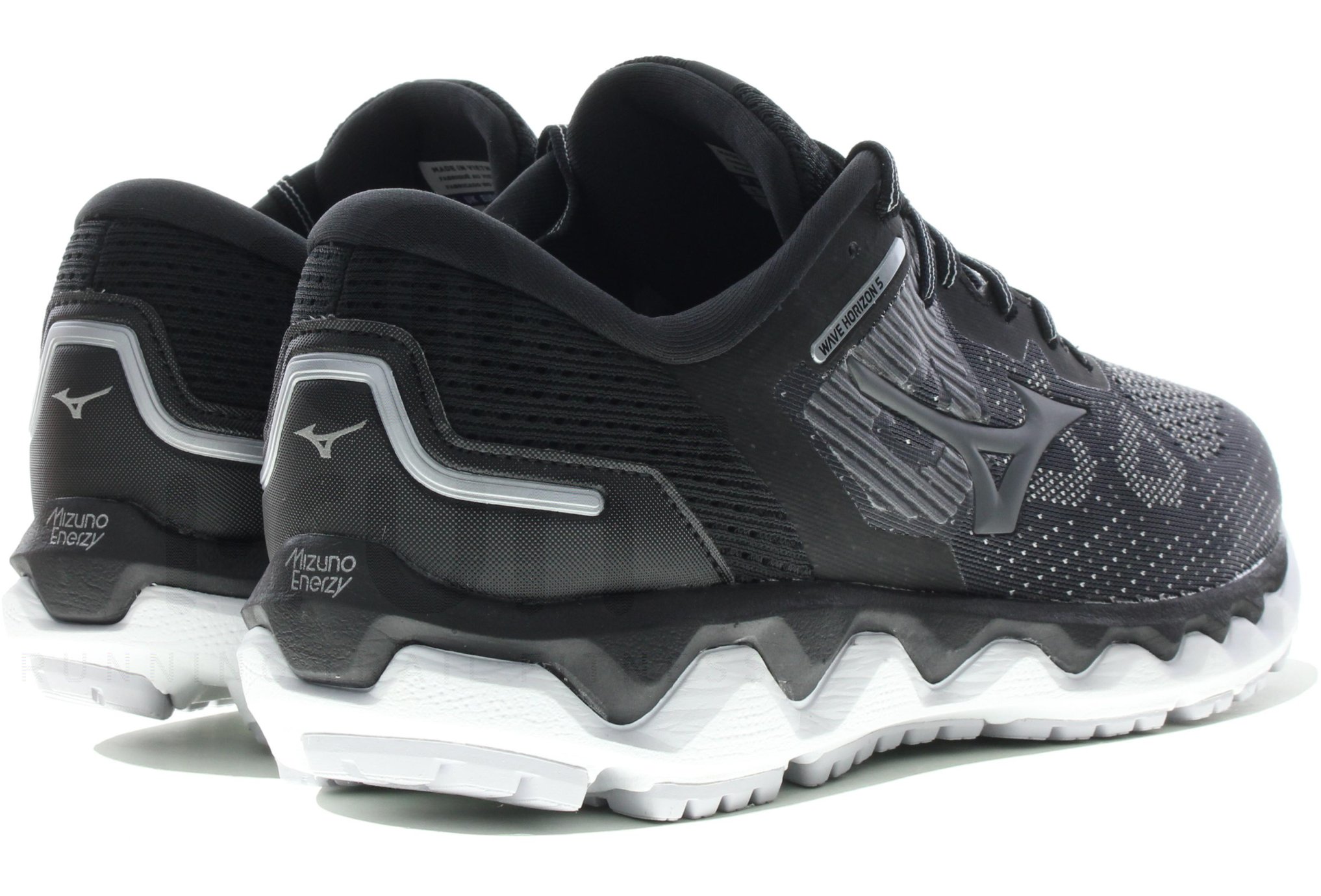 Mizuno Wave Horizon 5
