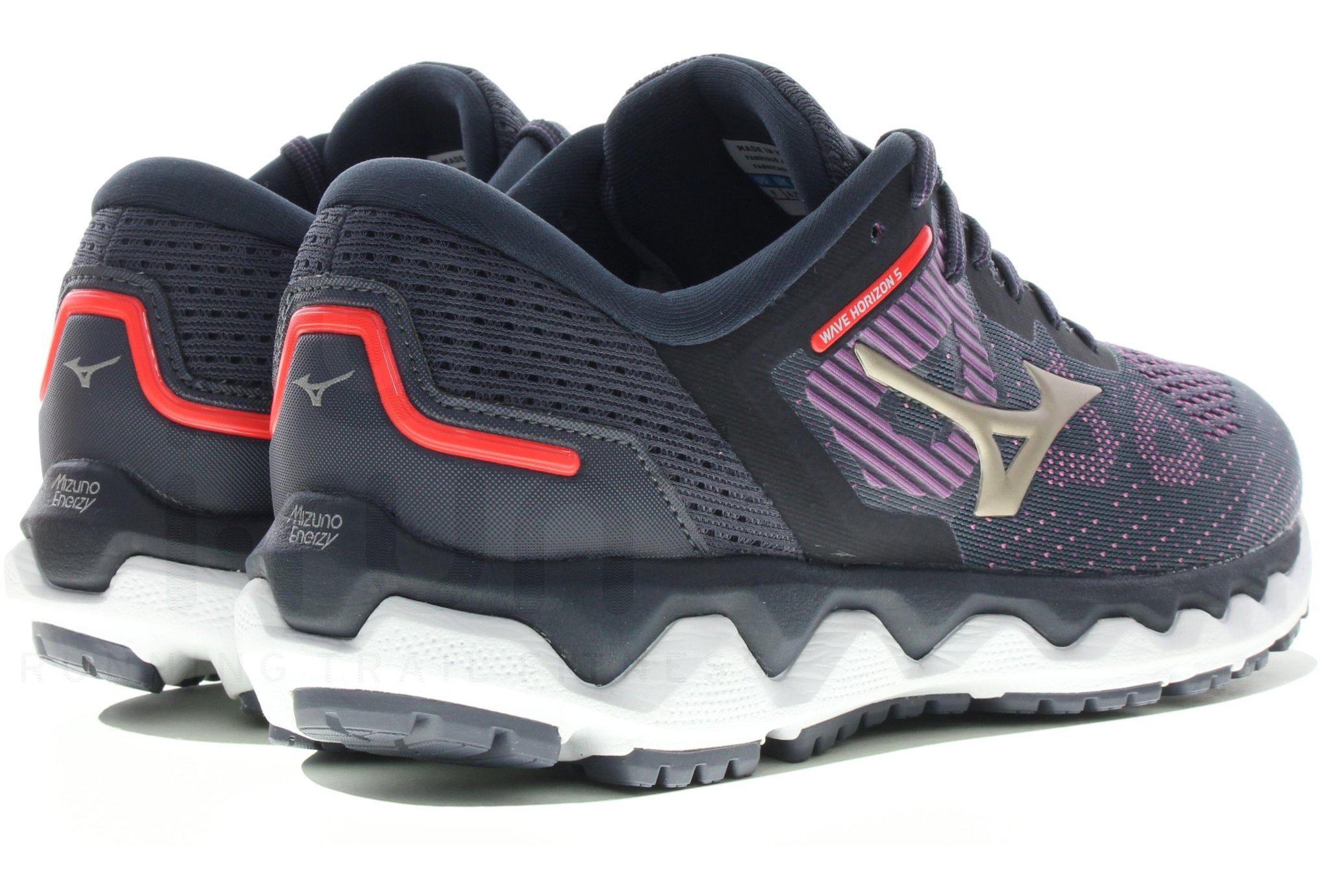 Mizuno Wave Horizon 5