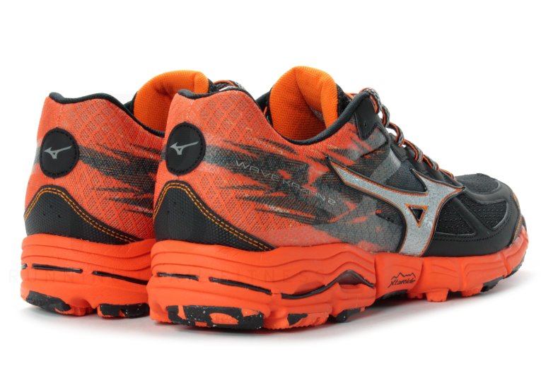 Mizuno Wave Kazan 2
