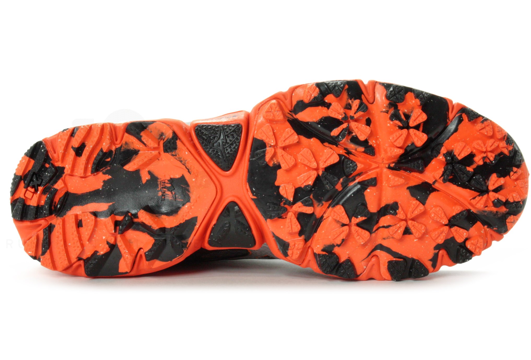 Mizuno Wave Kazan 2