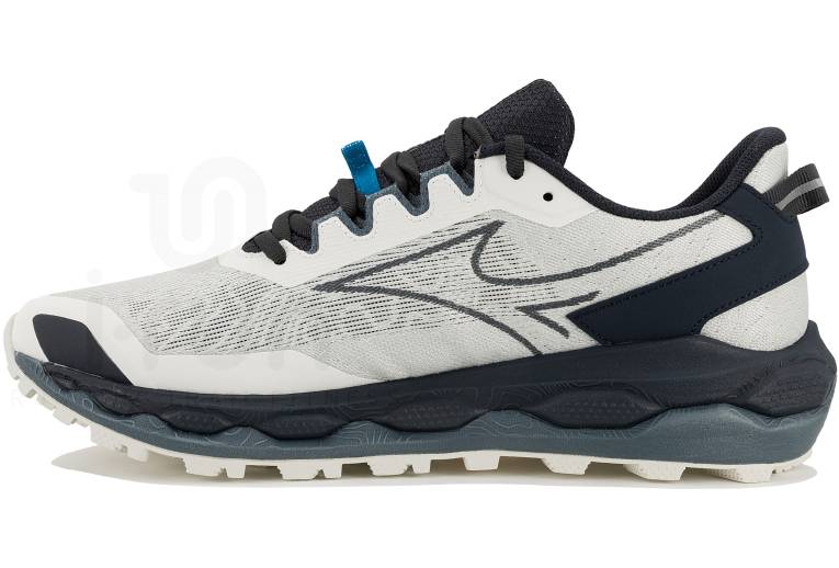 Mizuno Wave Mujin 11 