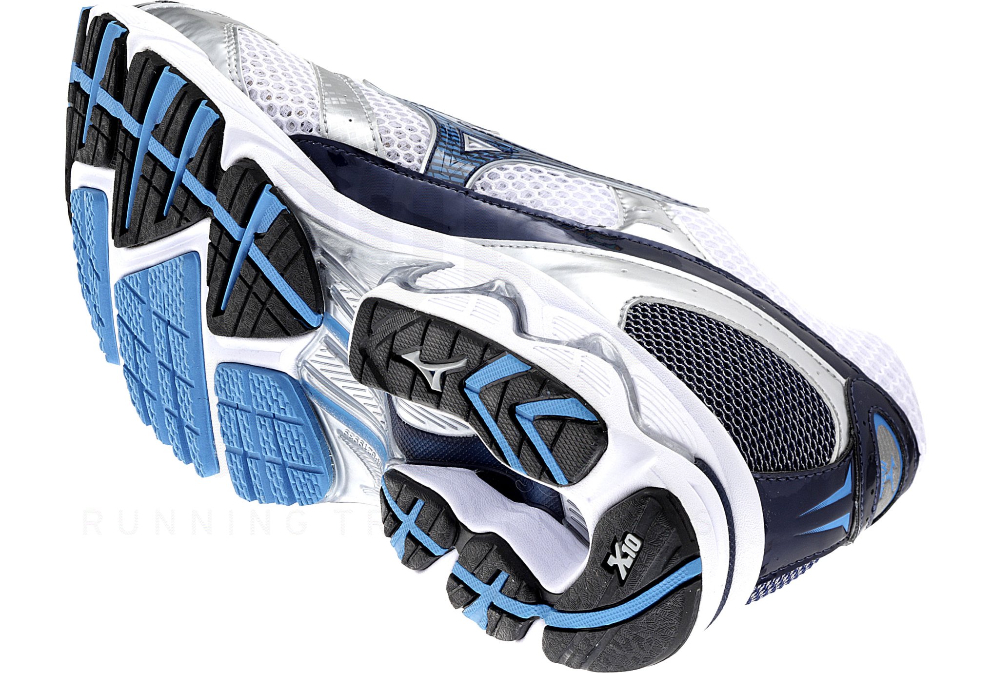Mizuno Wave N�xus 4 Hiver 2010 