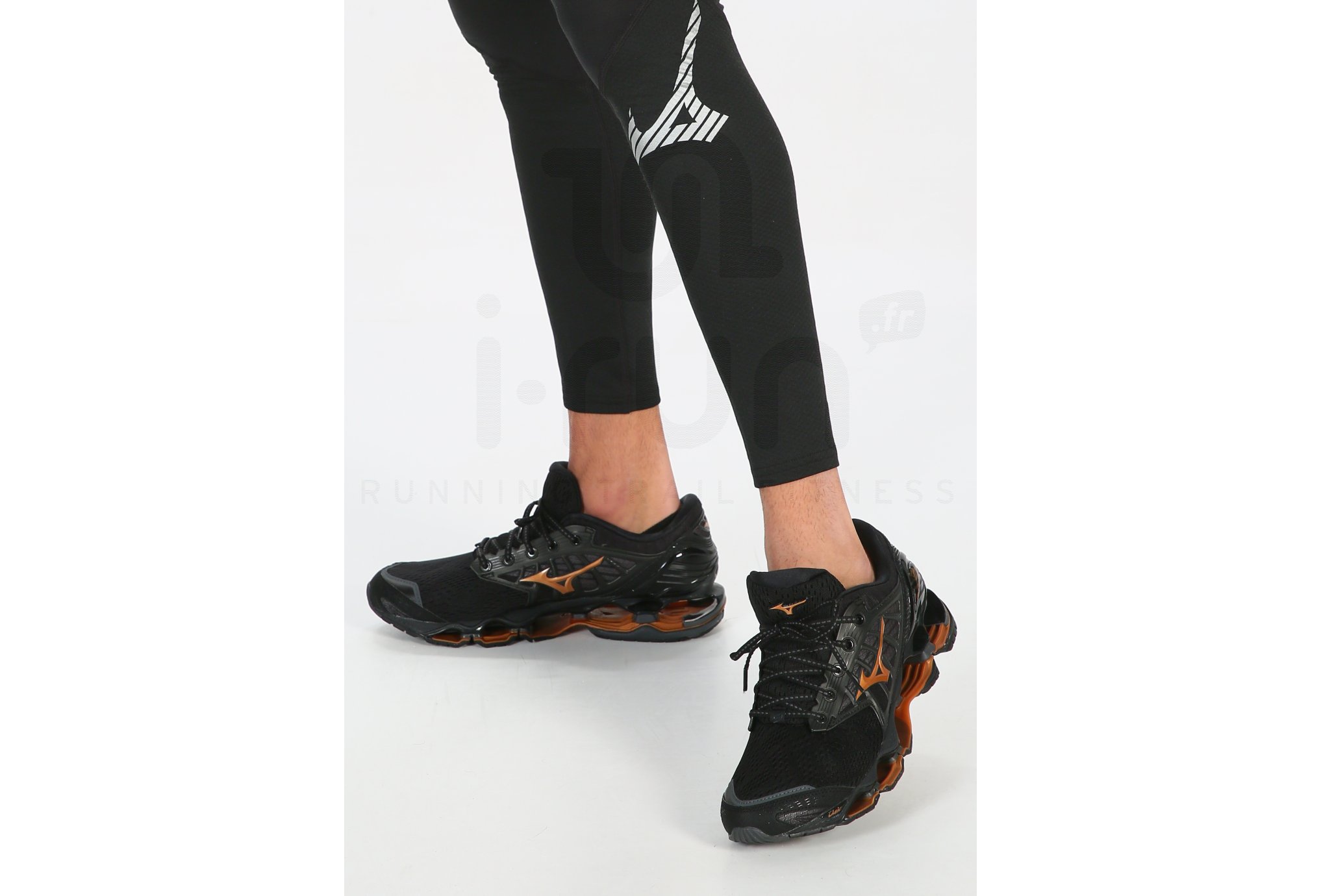 Mizuno Wave Prophecy 9
