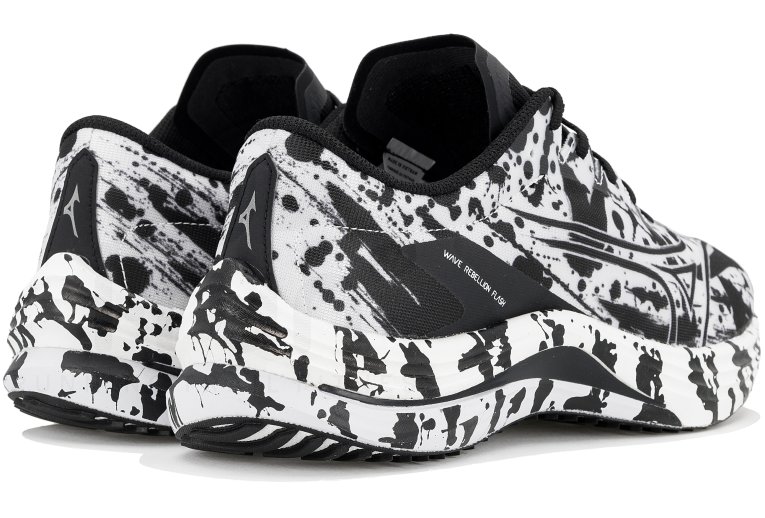 Mizuno Wave Rebellion Flash Limited M