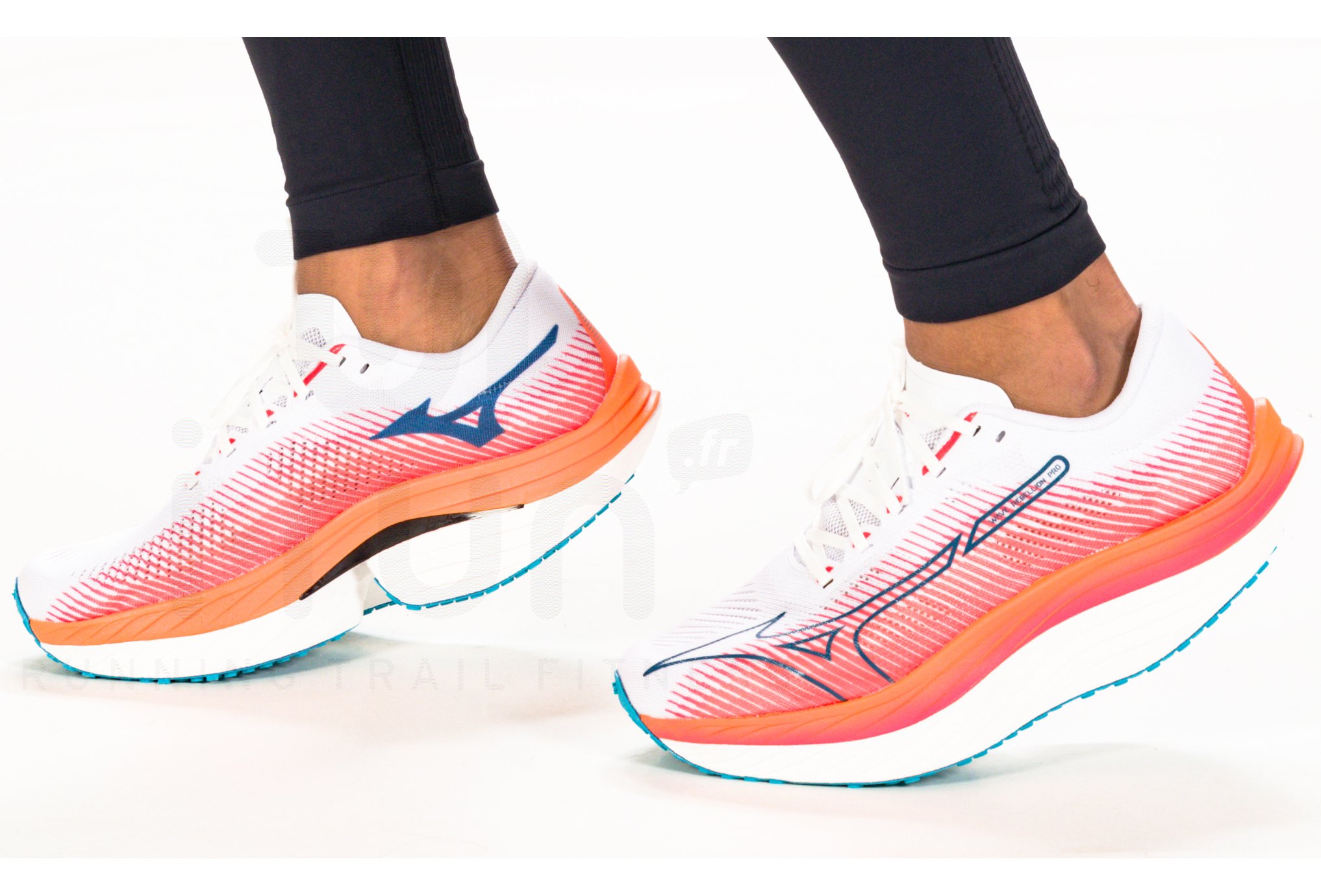 Mizuno Wave Rebellion Pro