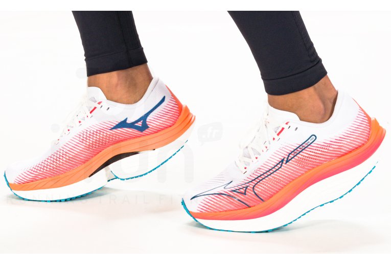 Mizuno Wave Rebellion Pro