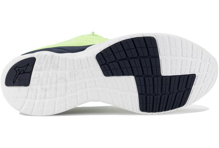 Mizuno Wave Revolt 2 M 