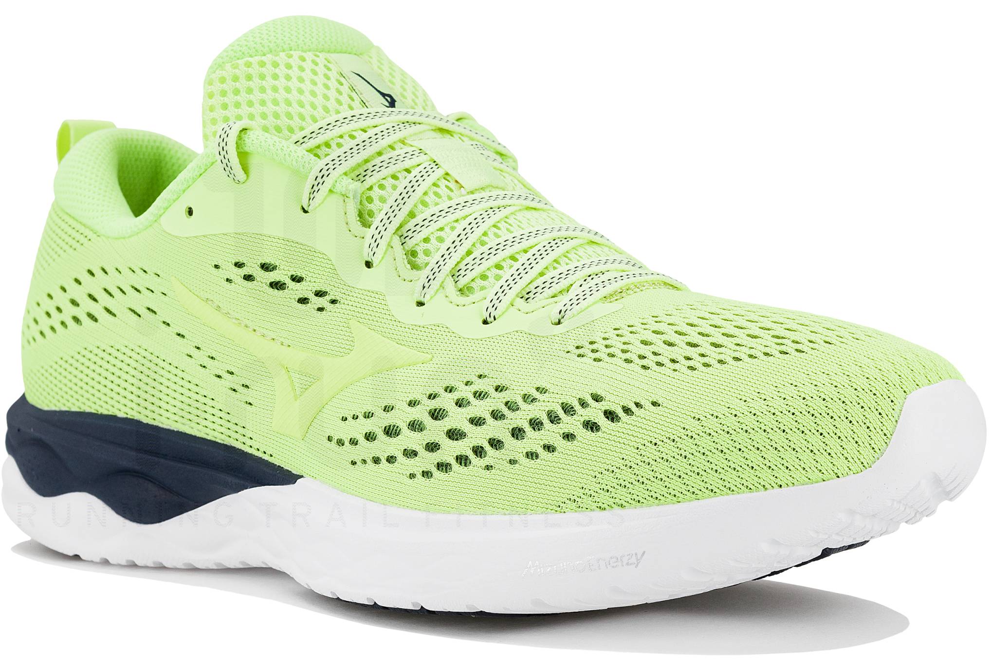 Mizuno Wave Revolt 2