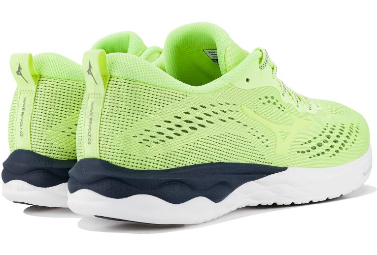 Mizuno Wave Revolt 2 M 