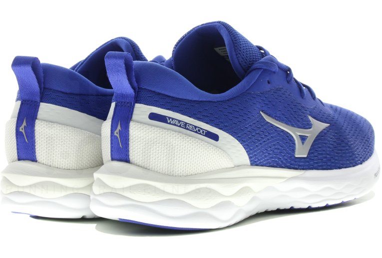Mizuno Wave Revolt M 