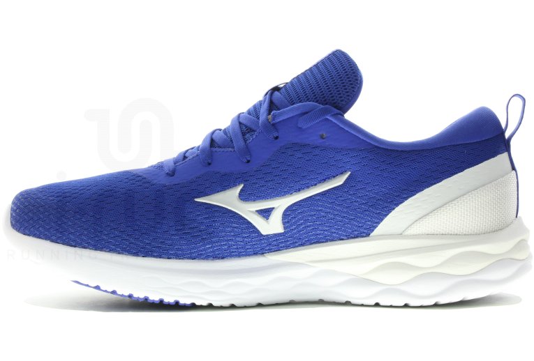 Mizuno Wave Revolt M 
