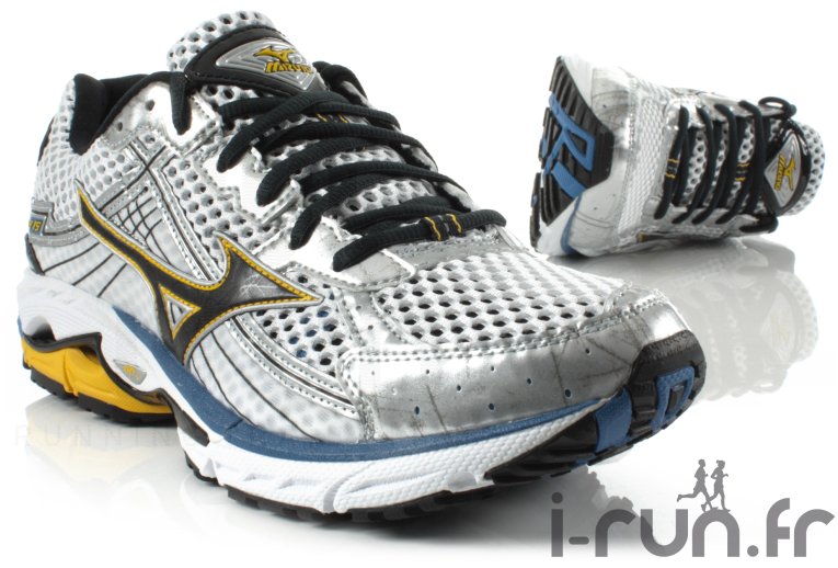 Mizuno Wave Rider 15 M 