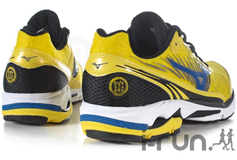 Mizuno Wave Rider 16 M 