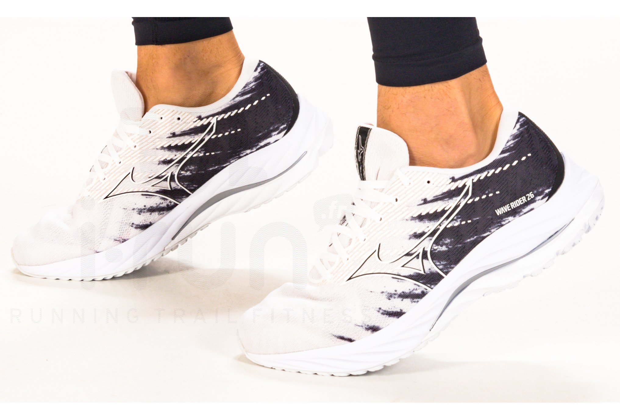 Mizuno Wave Rider 26 M