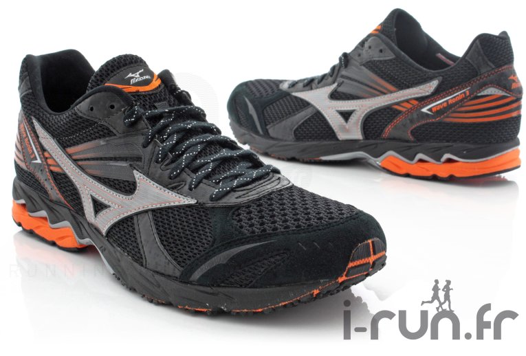 Mizuno Wave Ronin 3 