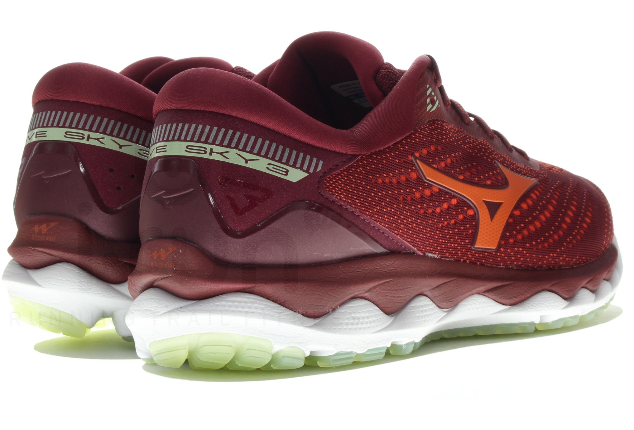Mizuno Wave Sky 3