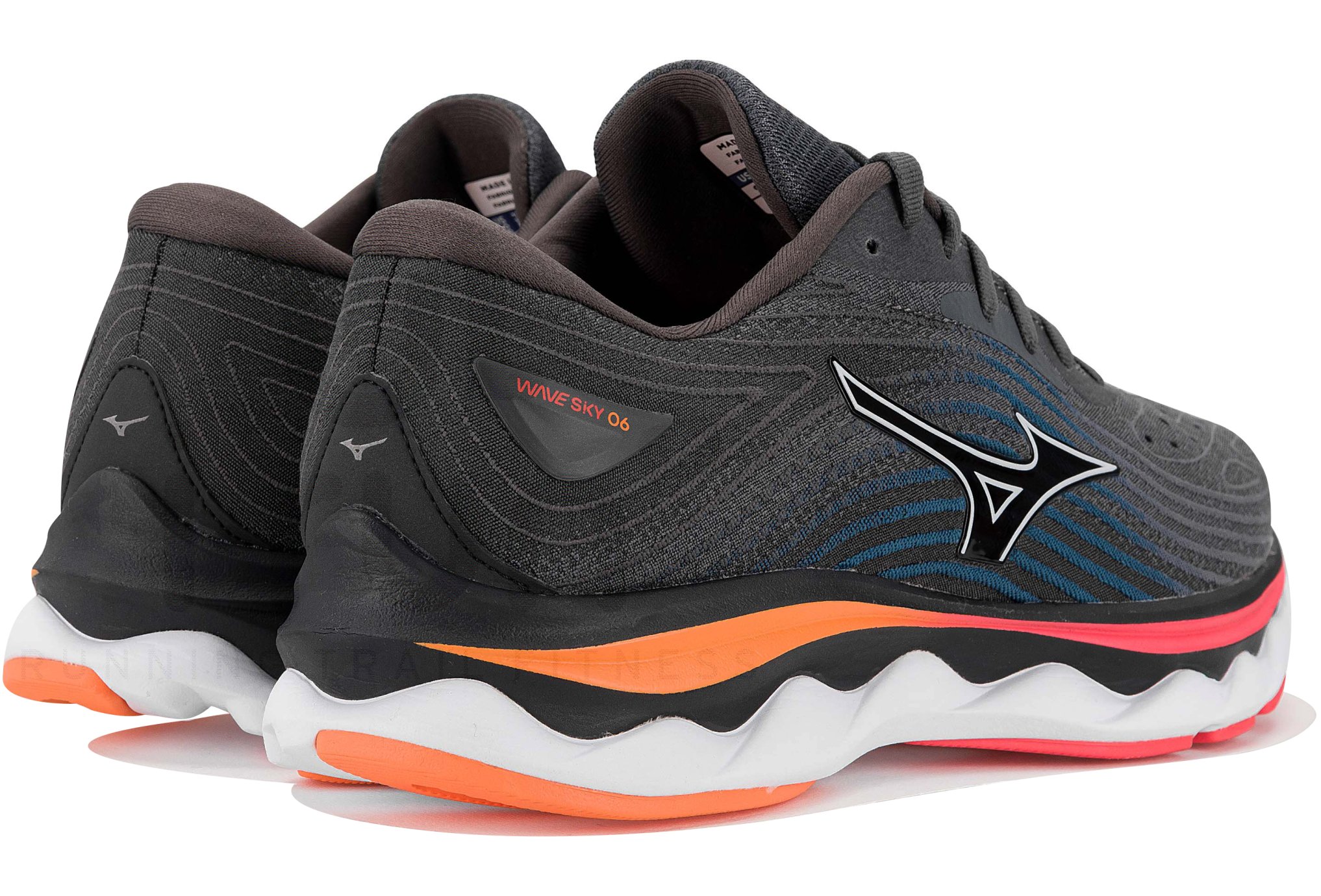 Mizuno Wave Sky 6