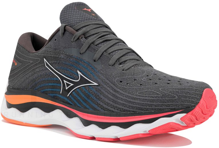 Mizuno Wave Sky 6