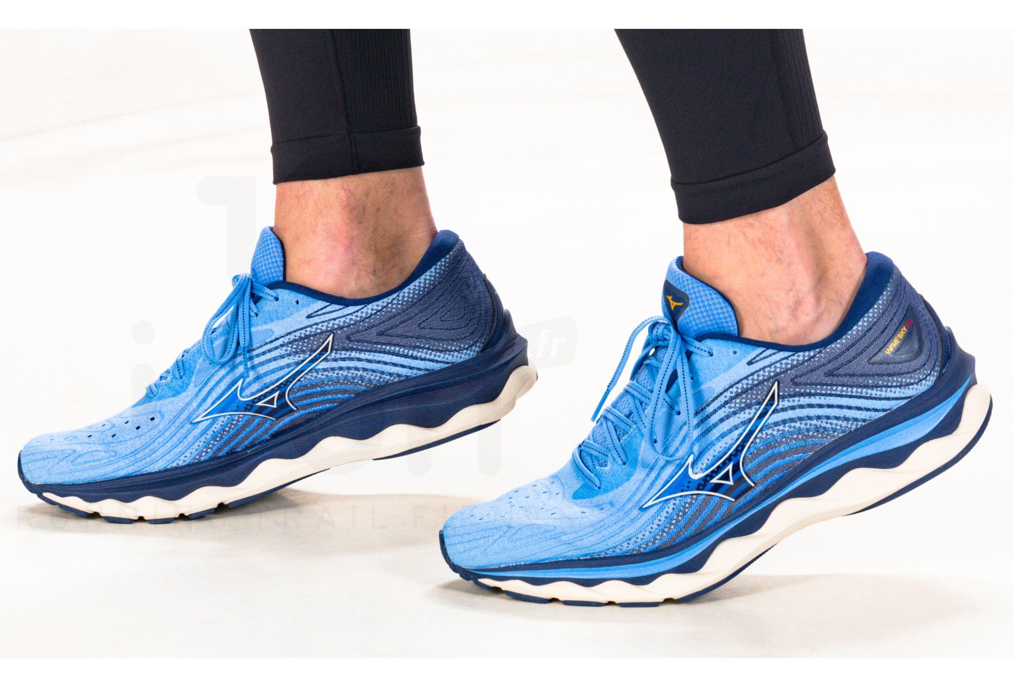 Mizuno Wave Sky 6 M 