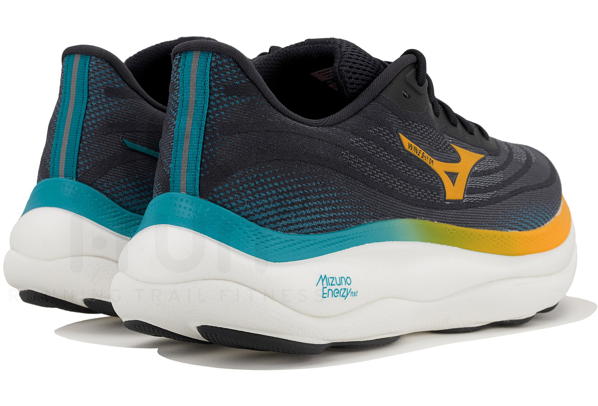 Mizuno Wave Sky 9