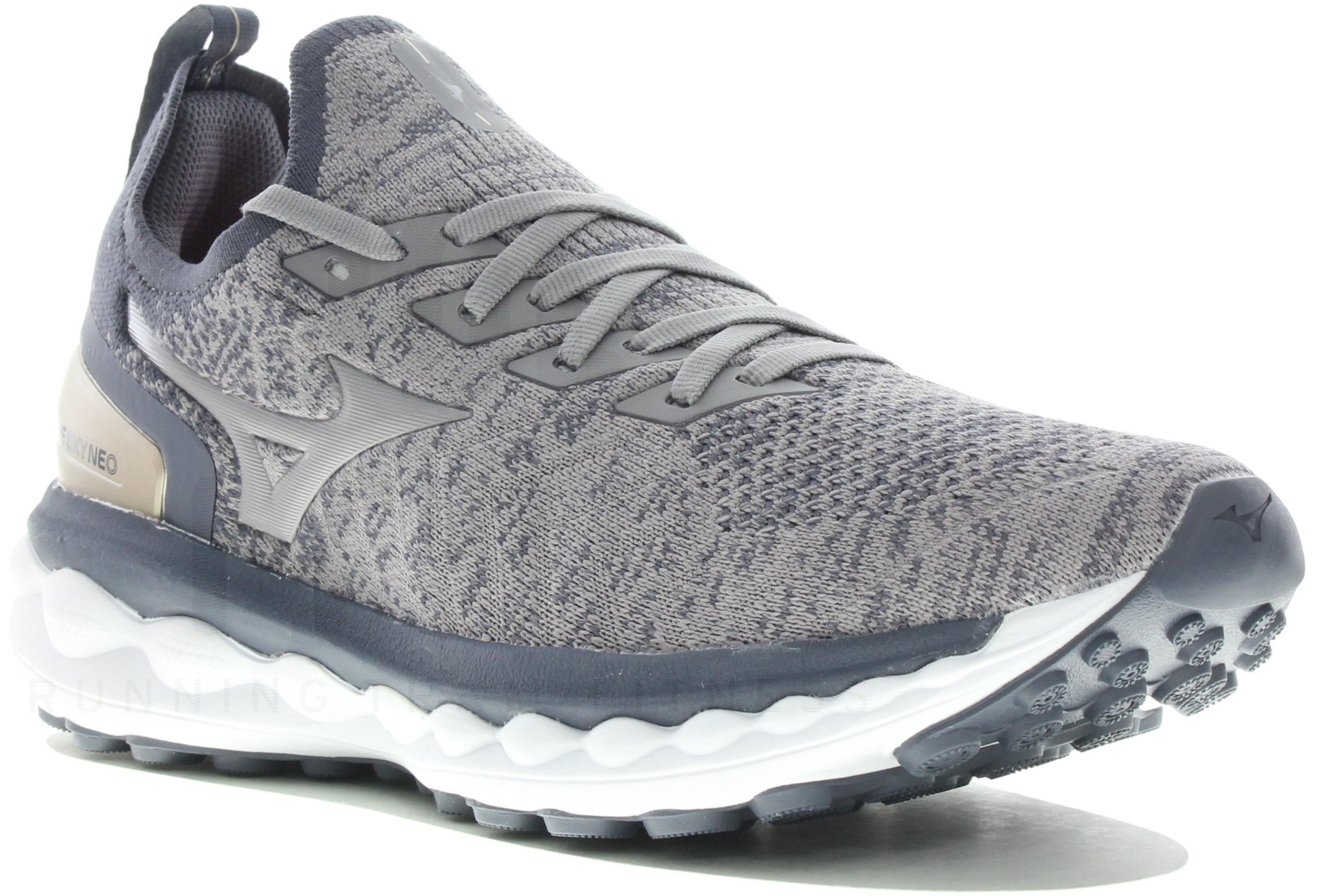 Mizuno Wave Sky Neo