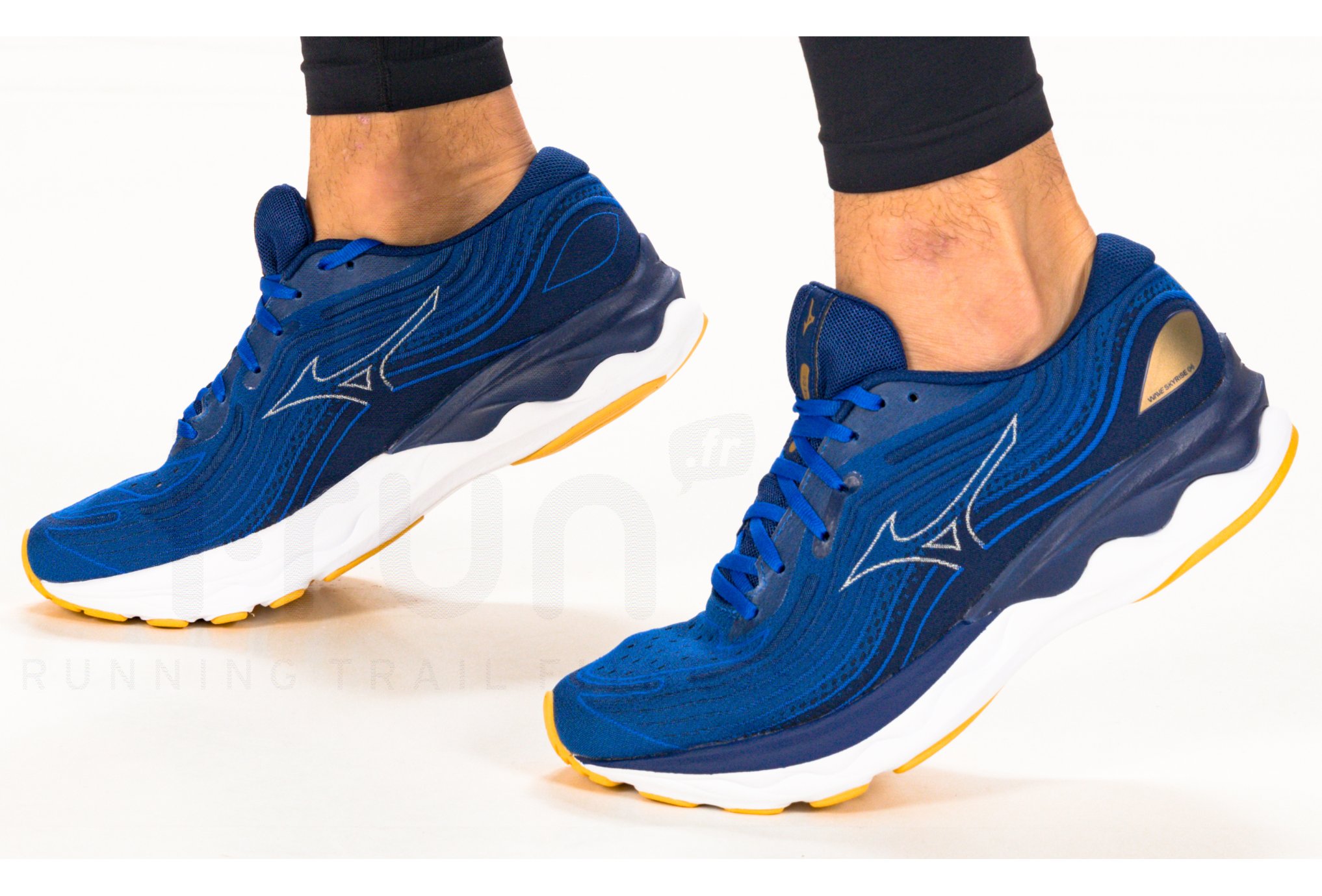 Mizuno Wave Skyrise 4 M