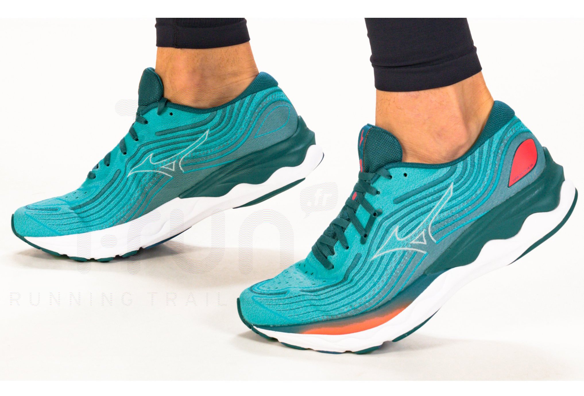 Mizuno Wave Skyrise 4 M 