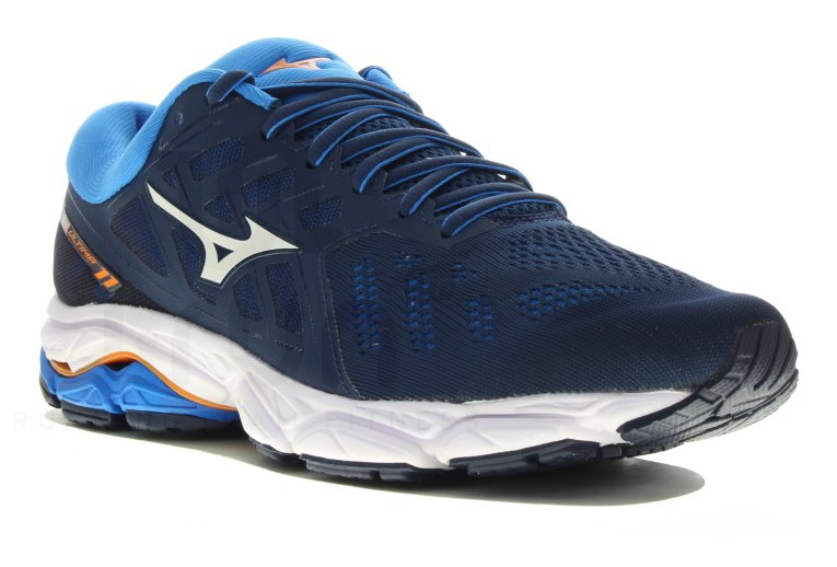 Mizuno Wave Ultima 11
