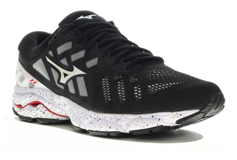 Mizuno Wave Ultima 11