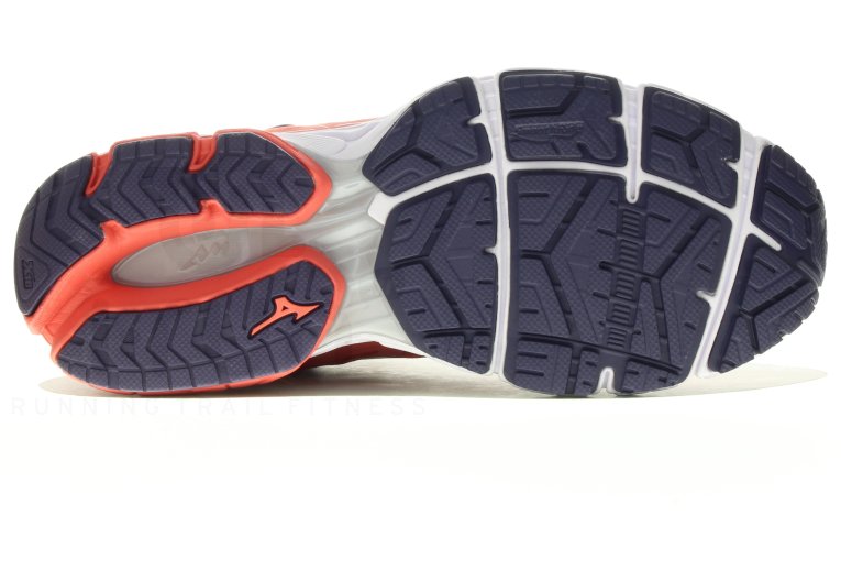 Mizuno Wave Ultima 11