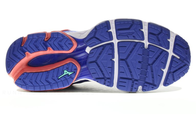 Mizuno Wave Ultima 11